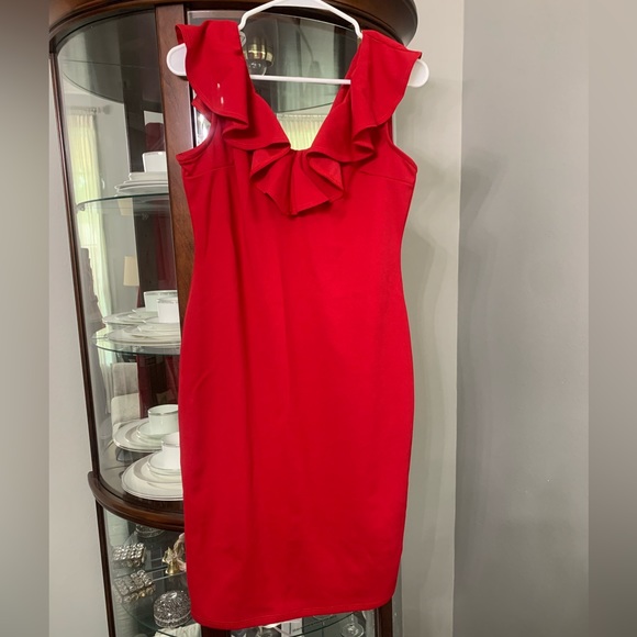Red Solid Ruffle Neck Dress - Picture 5 of 6